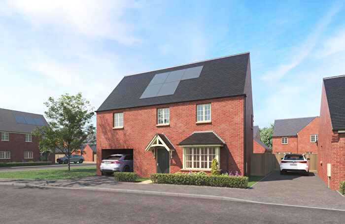 4 Bedroom Detached House For Sale In Waters Lane, Middleton Cheney, OX17