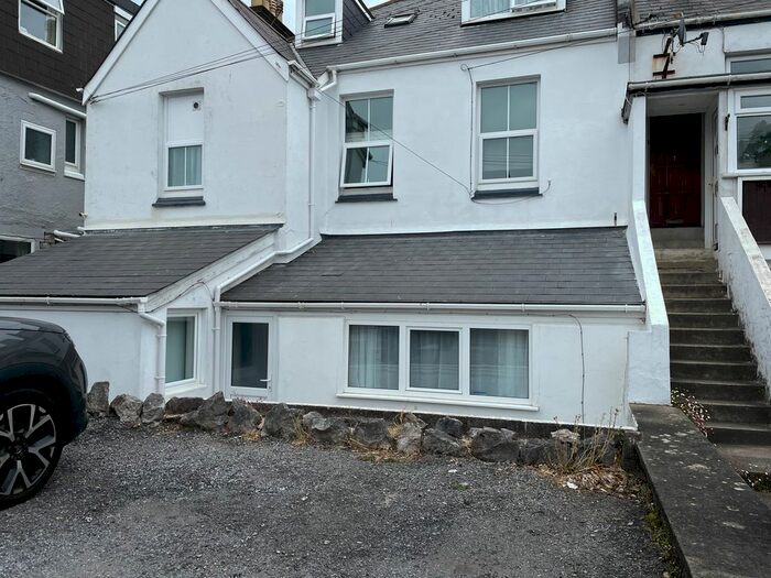 1 Bedroom Flat To Rent In Morgan Avenue, Torquay, TQ2