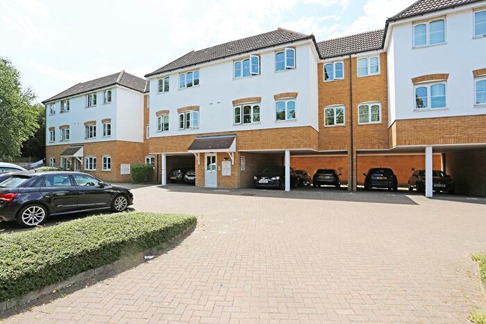 2 Bedroom Flat To Rent In Seymer Road, Centurion Court, Romford, RM1