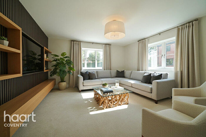 4 Bedroom Detached House For Sale In Bishopton Lane, Stratford Upon Avon, CV37