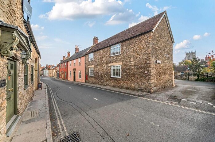 3 Bedroom End Of Terrace House For Sale In Quaperlake Street, Bruton, Somerset, BA10