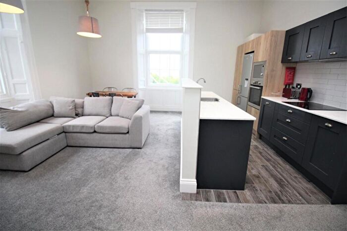 3 Bedroom Apartment To Rent In Picton Manor, City Centre, Newcastle Upon Tyne, NE1
