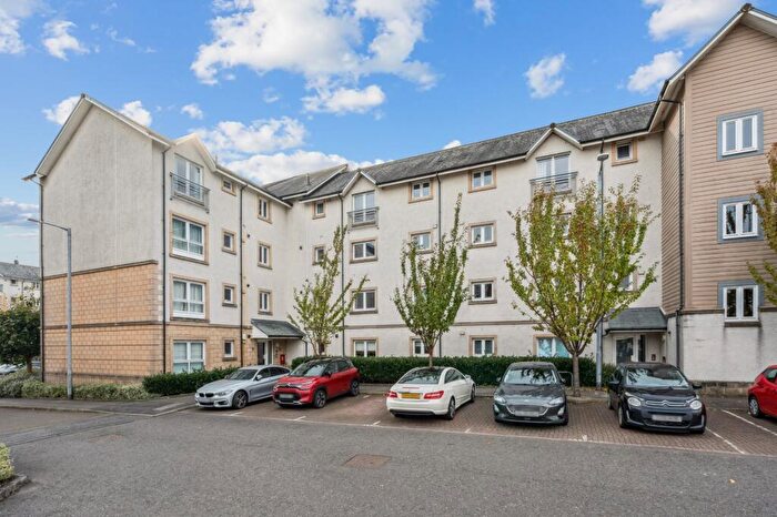 2 Bedroom Apartment To Rent In Chandlers Court, Stirling, Stirlingshire, FK8