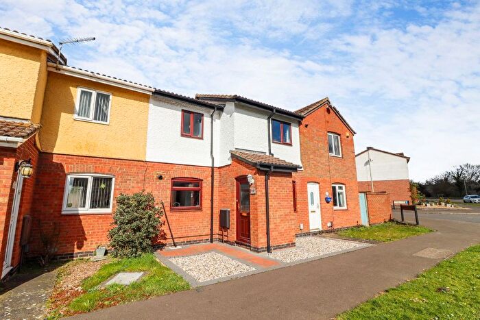 2 Bedroom Terraced House For Sale In Twinwood Road, Clapham, MK41