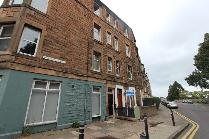 2 Bedroom Flat To Rent In Marionville Road, Lochend, Edinburgh, EH7
