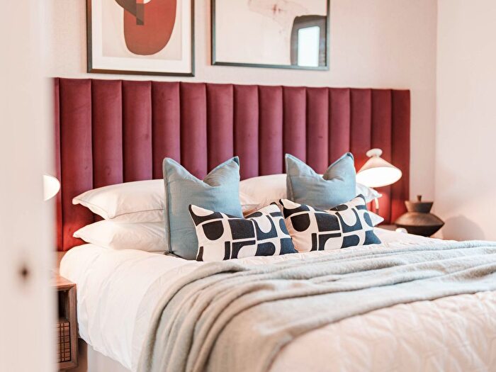 2 Bedroom Flat For Sale In "The Apartments" At Crown Quay Lane, Sittingbourne, ME10