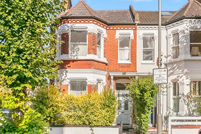 4 Bedroom Property For Sale In Melody Road, London, SW18