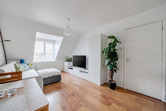 1 Bedroom Flat For Sale In Princes Street, Dorchester, DT1