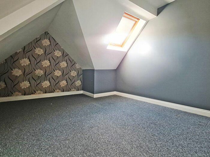 1 Bedroom Flat To Rent In Vale Road, Boscombe (), P10