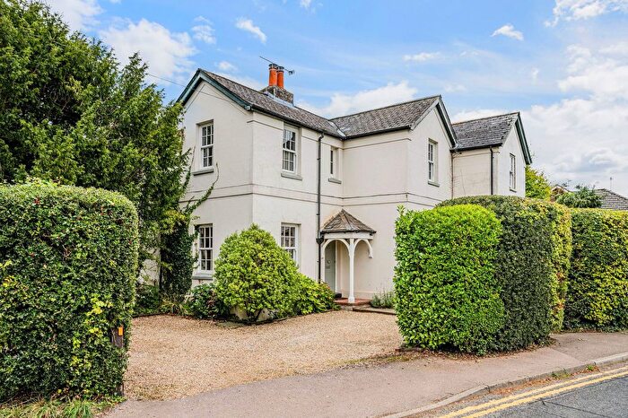 4 Bedroom Semi Detached House For Sale In Station Road, Lingfield, RH7