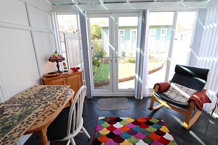 2 Bedroom Semi-Detached Bungalow For Sale In Fulford Drive, Eastwood, Leigh-On-Sea, SS9