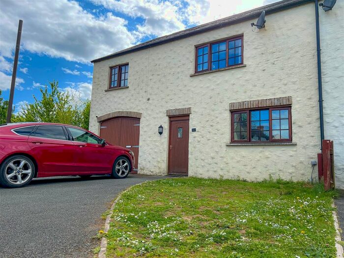 3 Bedroom Semi-Detached House For Sale In Glanafon Gardens, Haverfordwest, SA62