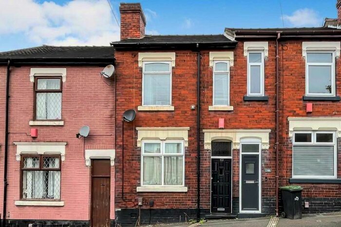 3 Bedroom Terraced House To Rent In St Michaels Road, Chell, Chell, ST6