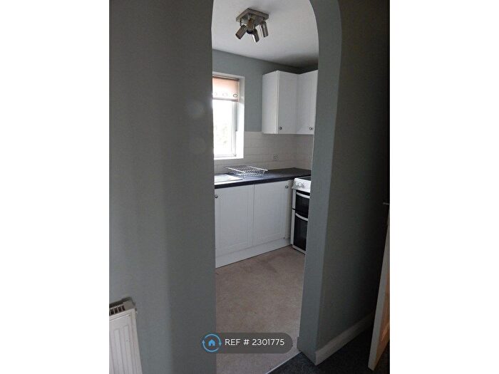 2 Bedroom Flat To Rent In St. Faiths Close, Gosport, PO12