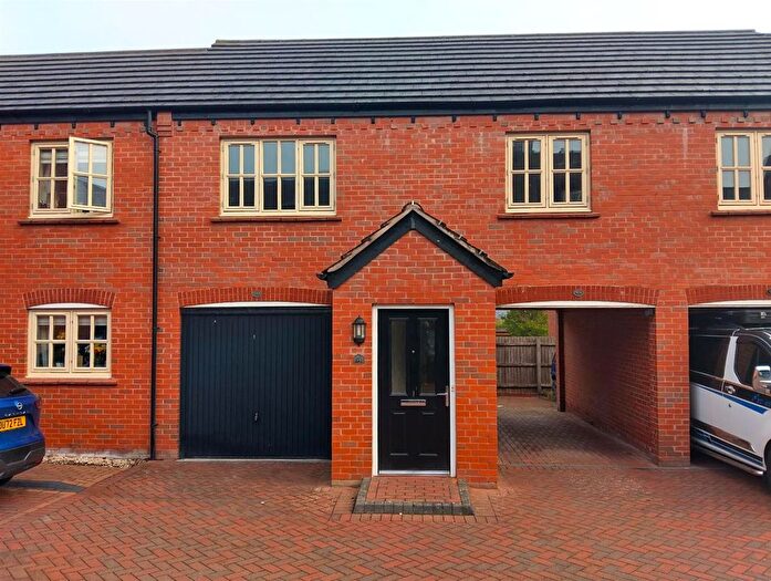 2 Bedroom Flat To Rent In Ellens Bank, Lightmoor, Telford, TF4