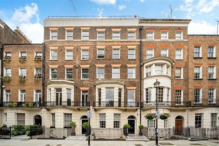 2 Bedroom Flat To Rent In Montagu Square, London, W1H