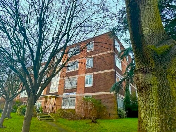 2 Bedroom Flat To Rent In Upper Street, Wolverhampton, WV6