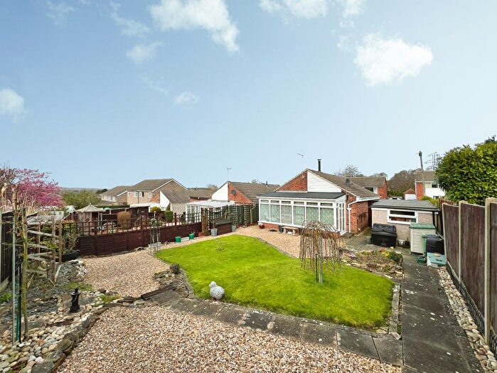 3 Bedroom Detached Bungalow For Sale In Fifth Avenue, Grantham, Grantham, NG31