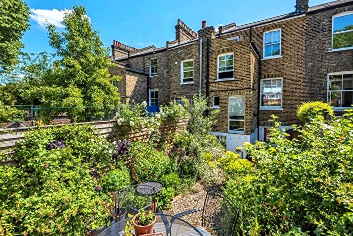 3 Bedroom Terraced House To Rent In Sidney Road, London, SW9