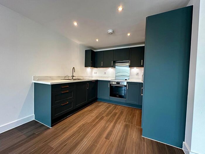 2 Bedroom Flat For Sale In Atlas Way, Oakgrove, MK10