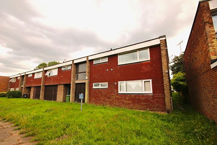 1 Bedroom Flat To Rent In Ribblesdale, Hemel Hempstead, Hertfordshire, HP2