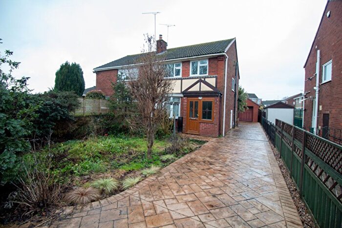 3 Bedroom Semi Detached House To Rent In Brookthorpe Way, Silverdale, Nottingham, NG11