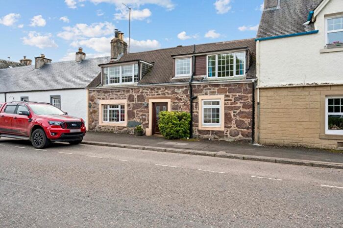 4 Bedroom Terraced House For Sale In Bridgend, Callander, FK17