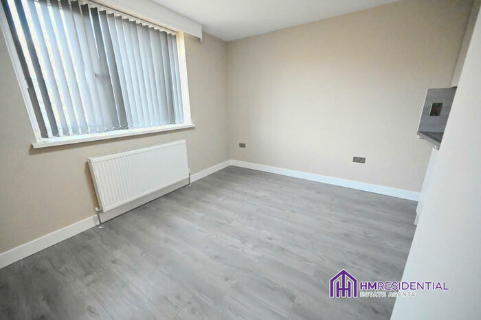 1 Bedroom Apartment To Rent In Flat Lewis Drive, NE4
