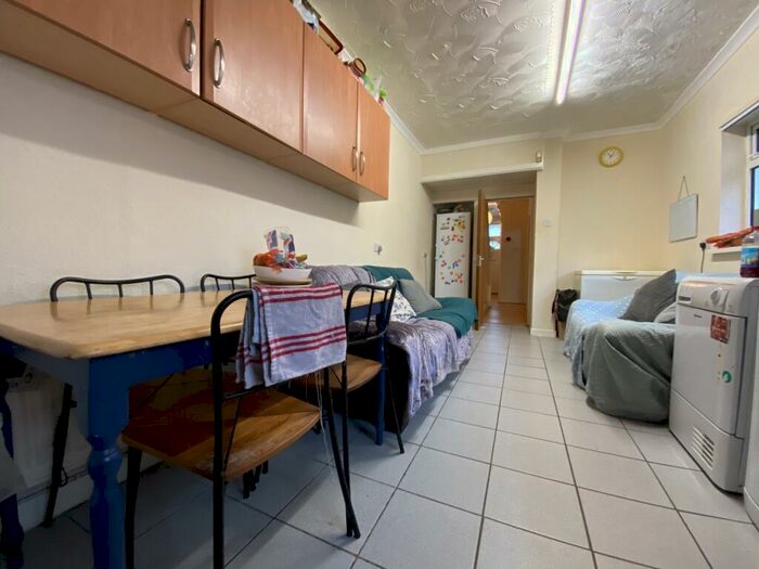 5 Bedroom Terraced House To Rent In Llantrisant Street, Cathays, CF24