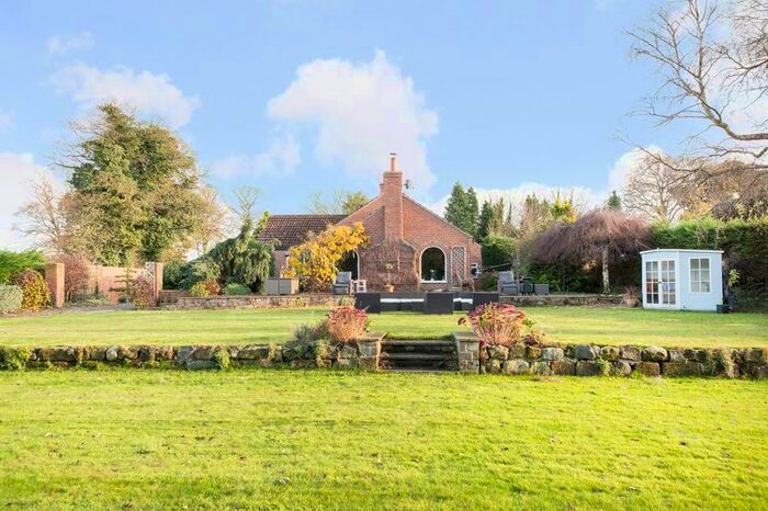 4 Bedroom Detached Bungalow For Sale In Raskelf Road, Easingwold, York YO61