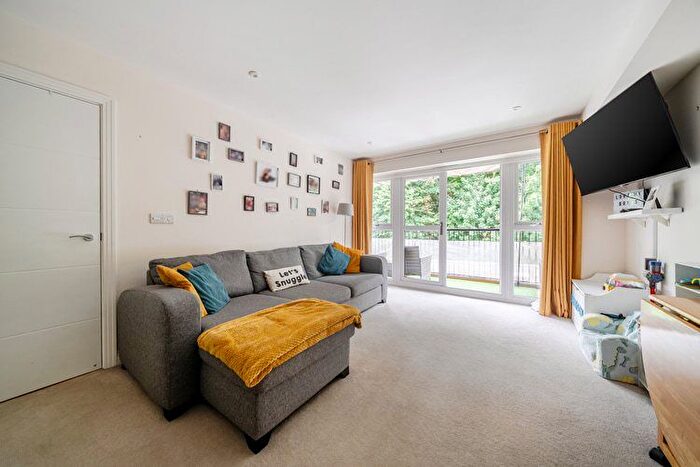 1 Bedroom Flat For Sale In Copeland House, Stevenage, Hertfordshire, SG1