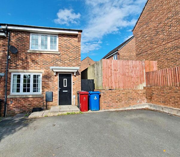 2 Bedroom House To Rent In Coulthurst Gardens, BB3