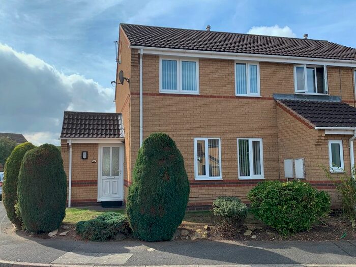 3 Bedroom Semi-Detached House To Rent In Wensleydale Close, Grantham, NG31