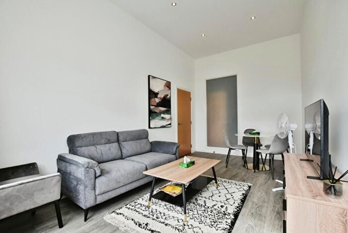 2 Bedroom Flat To Rent In Warrington Rd, Croydon, CR0