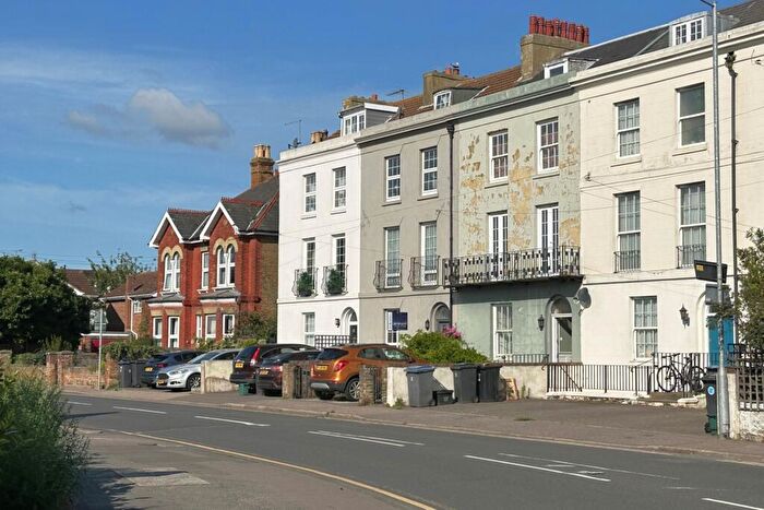 4 Bedroom Terraced House For Sale In London Road, Deal, CT14