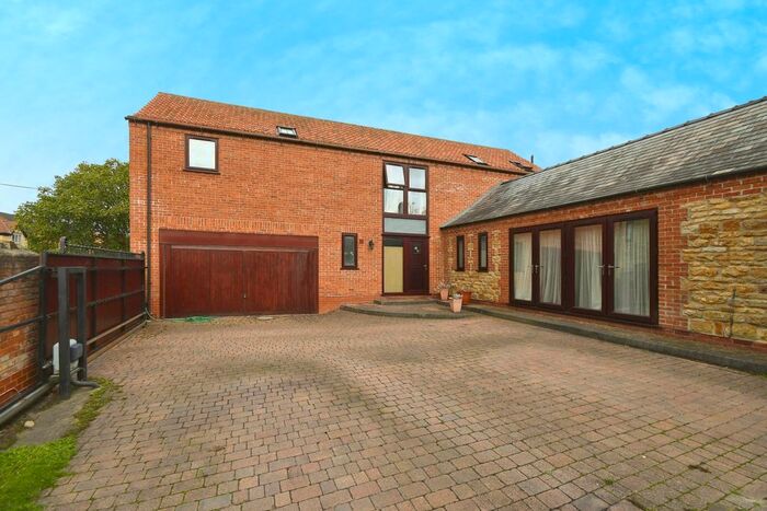 4 Bedroom Detached House For Sale In Newport Farm Close, North Carlton, Lincoln, Lincolnshire, LN1