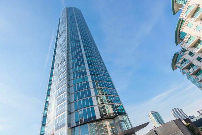 2 Bedroom Flat To Rent In One St. George Wharf, Lambeth, London, SW8