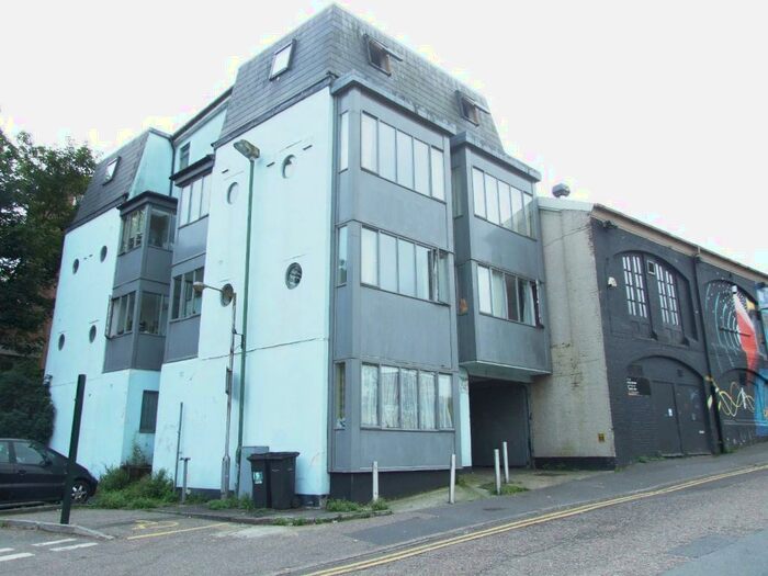 1 Bedroom Flat To Rent In Bournemouth, BH2