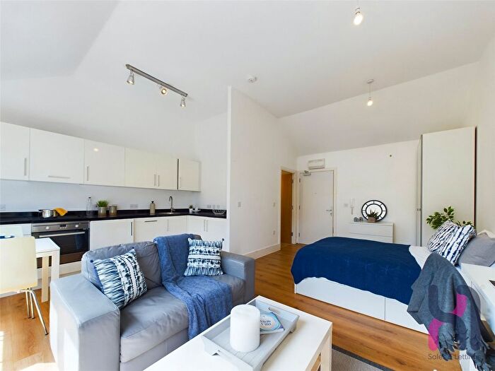 Studio To Rent In Town Hall, Bexley Square, Salford, Manchester, M3