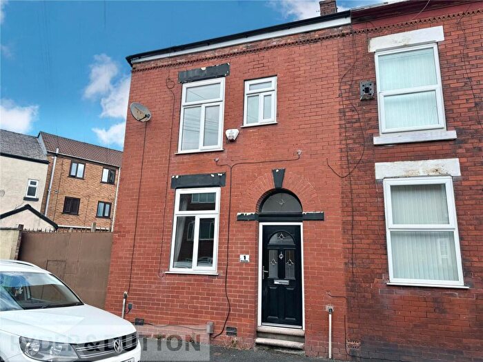 3 Bedroom End Of Terrace House To Rent In Gorseyfields, Droylsden, Manchester, Greater Manchester, M43