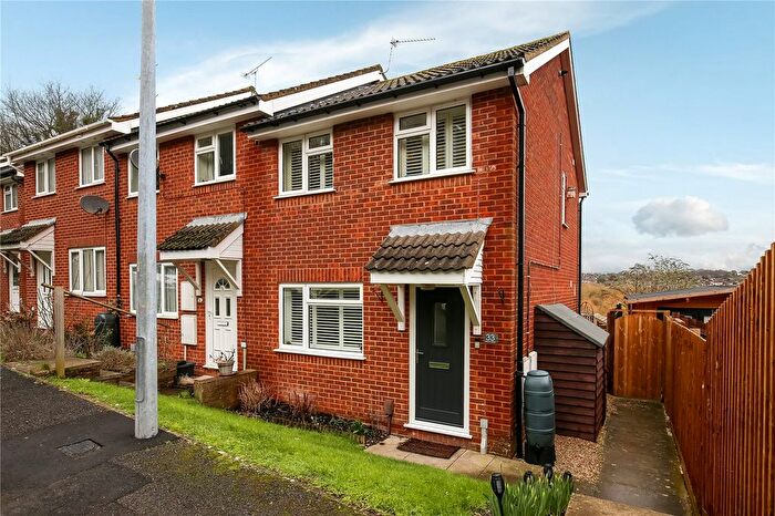 2 Bedroom End Terrace House For Sale In Sarum Close, Salisbury, Wiltshire, SP2