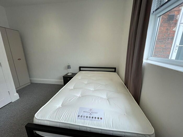 2 Bedroom Flat To Rent In Portland Street, Lincoln, LN5