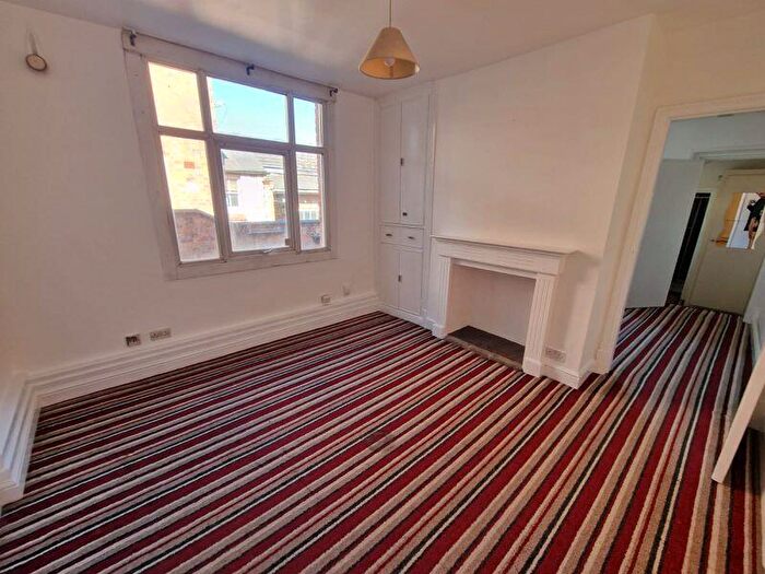 1 Bedroom Flat To Rent In Fosse Road South, LE3