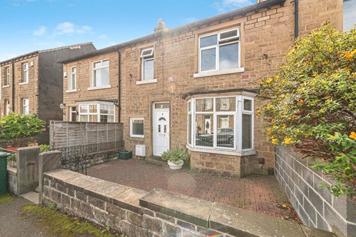 3 Bedroom Terraced House For Sale In Tom Lane, Crosland Moor, Huddersfield, HD4