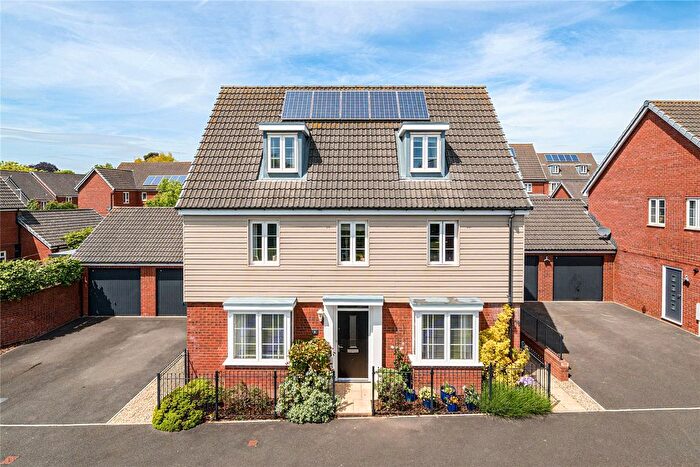 5 Bedroom Detached House For Sale In Newcourt, Exeter, EX2