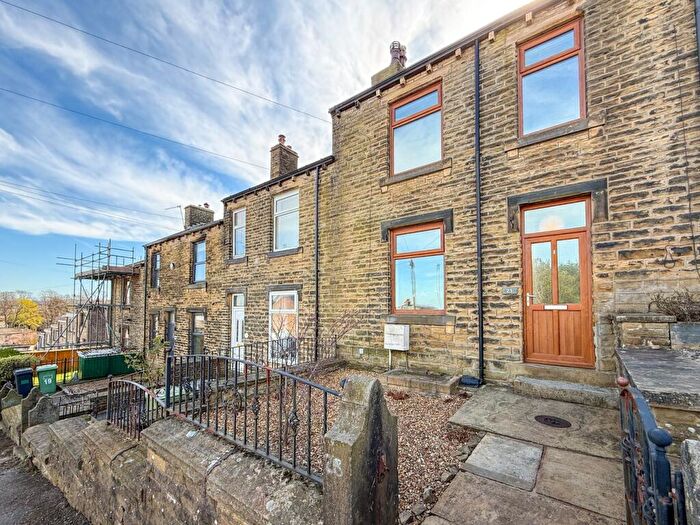 2 Bedroom Terraced House For Sale In Chapel Street, Netherton, Huddersfield, HD4