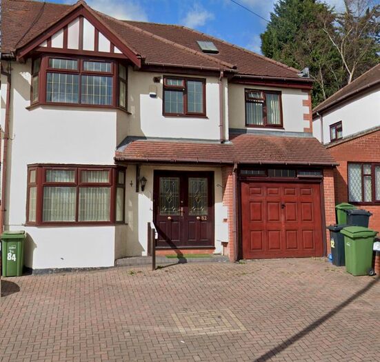 6 Bedroom Semi-Detached House To Rent In Buffery Road, Dudley, DY2