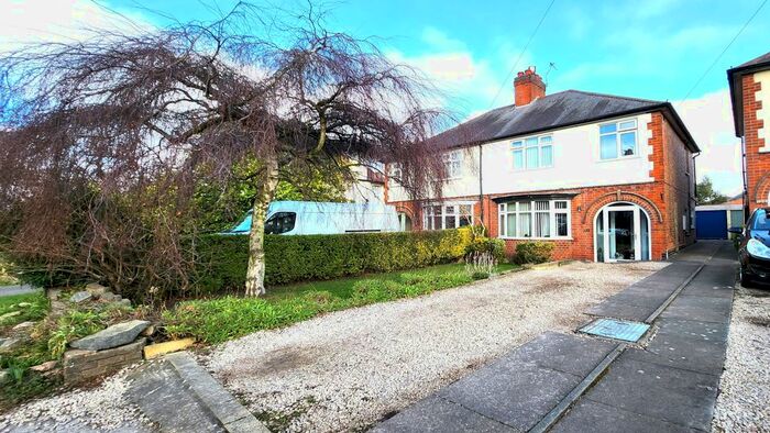 3 Bedroom Semi-Detached House To Rent In Leicester Road, Loughborough, LE12
