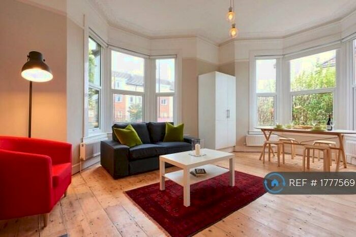 3 Bedroom Flat To Rent In Ashley Down Road, Bristol, BS7