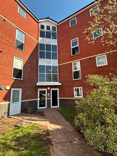 2 Bedroom Flat To Rent In Kinsey Road, Smethwick, B66